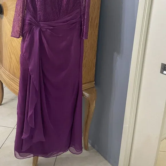 Stunning a-line Scoop 3/4 SleevesLace Floor-Length Chiffon Mother of Brfide